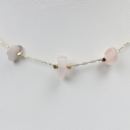 Naszyjnik z kamyczkami