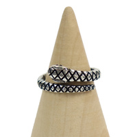 Pierścionek indyjski z motywem węża