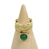 Pierścionek ze stali - z wiszącym kamyczkiem