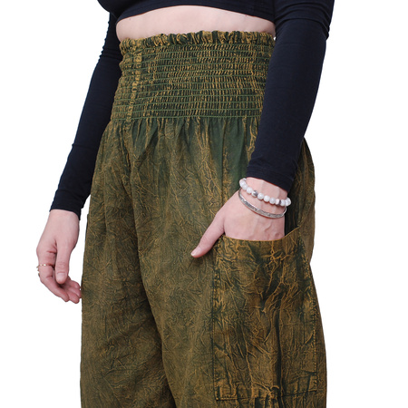 Spodnie z kieszeniami