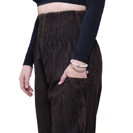 Spodnie z kieszeniami