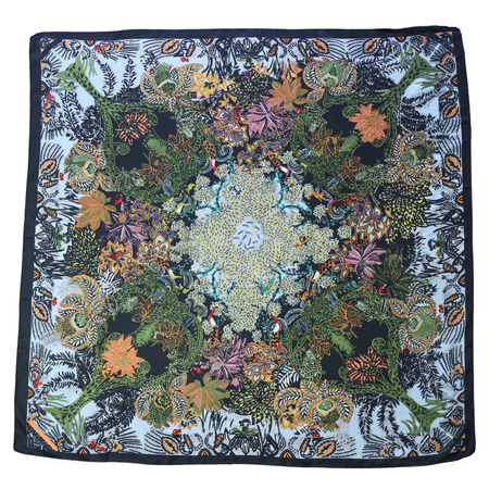 Apaszka wzorzysta duża