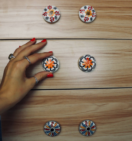 Ceramiczny uchwyt meblowy