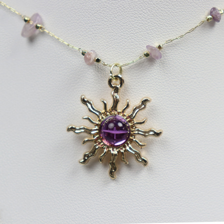 Naszyjnik kamienny ze słońcem