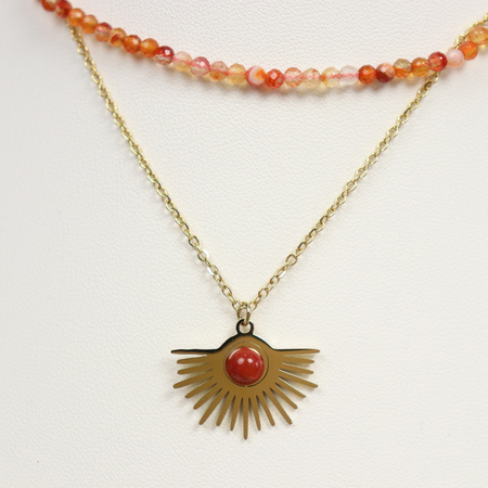 Naszyjnik kamienny z zawieszką