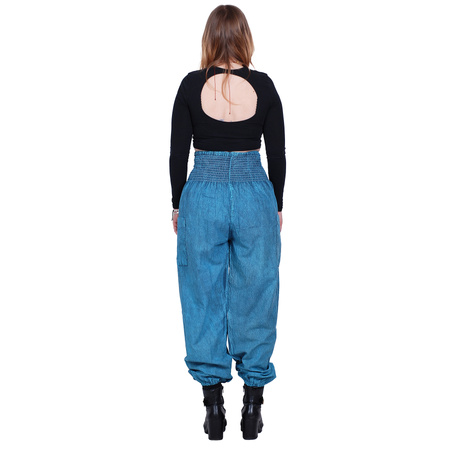 Spodnie z kieszeniami