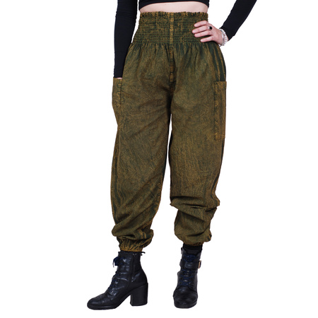 Spodnie z kieszeniami