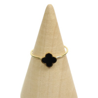 Pierścionek ze stali - koniczynka