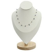 Naszyjnik z kamyczkami