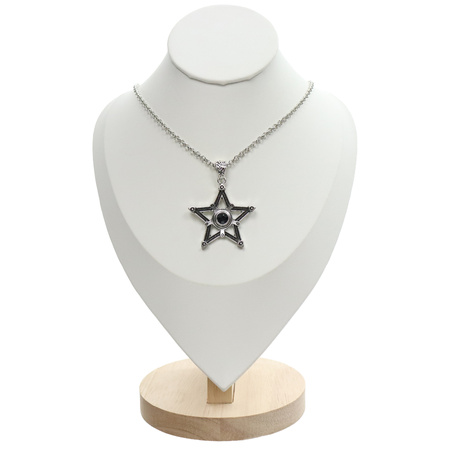 Naszyjnik z gwiazdą